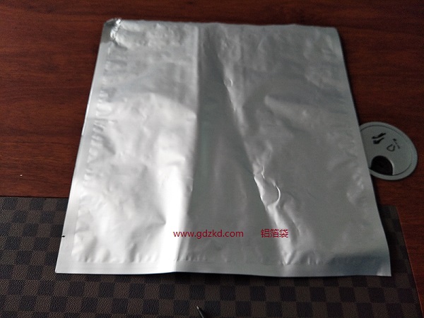鋁箔袋，鋁箔袋廠家，防靜電鋁箔袋，東莞銘鑫包裝材料制品廠